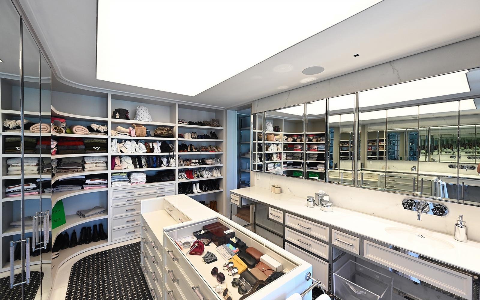 Barrisol Membrane Stretch Ceiling: Revolusi Desain Plafon Modern untuk Interior Mewah